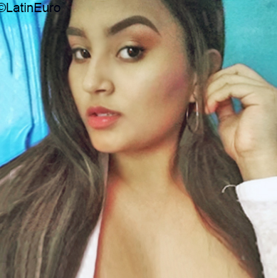 Date this tall Nicaragua girl Stefany from Managua NI244
