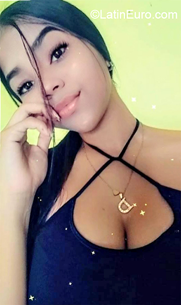 Date this exotic Venezuela girl Daniela from Cabimas VE3314