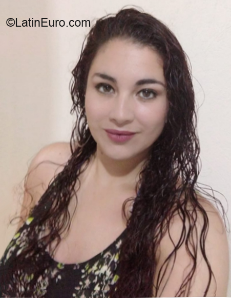 Date this funny Colombia girl Francy from Bogota CO27925