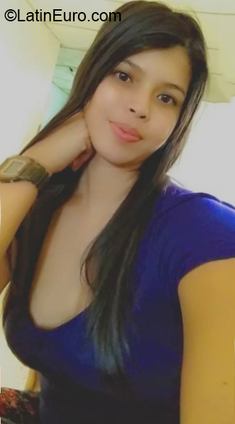 Date this good-looking Venezuela girl Hericia from Maracaibo VE3349