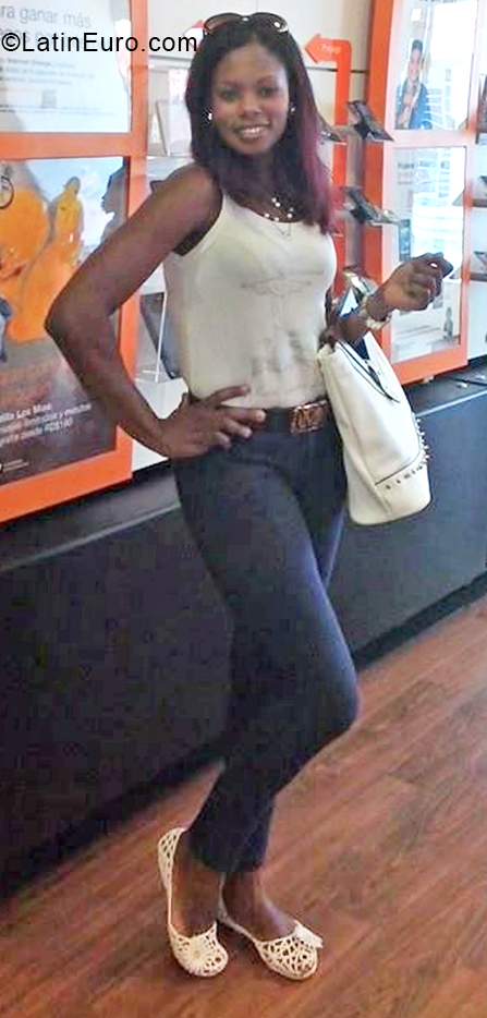 Date this stunning Dominican Republic girl Margarita from Puerto Plata DO39085