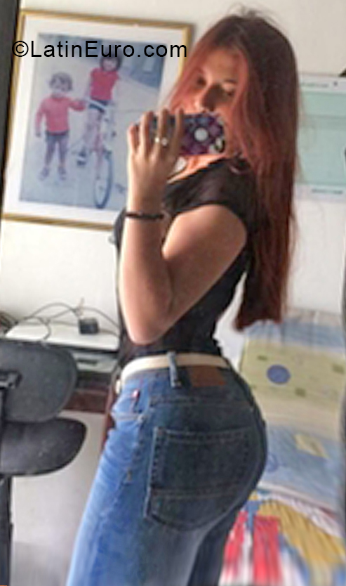 Date this athletic Colombia girl Laura from Manizales CO28195