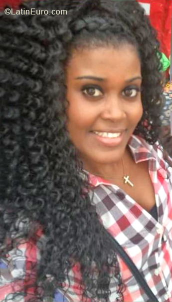 Date this funny Dominican Republic girl Yessica Ramrez from Santo Domingo DO38551