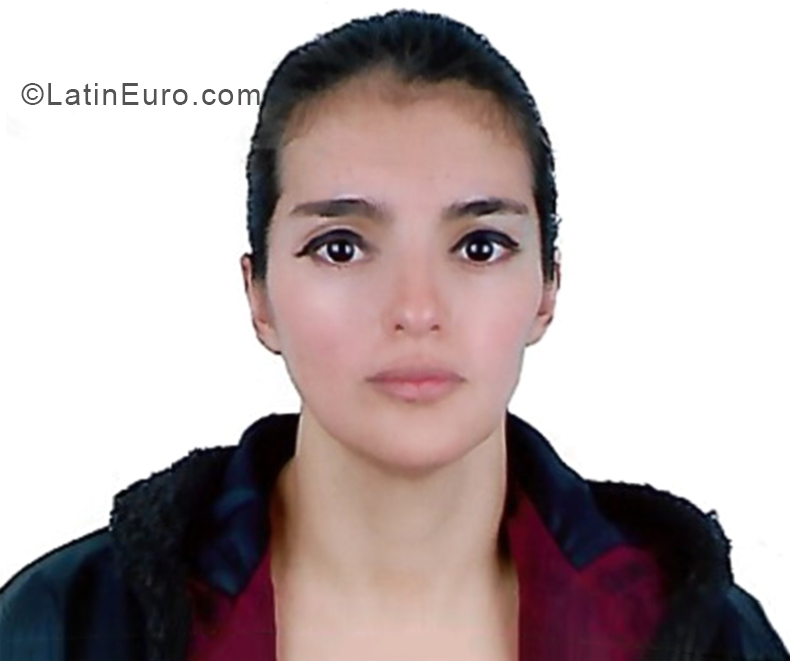 Date this sultry Colombia girl GIOVANNA from Bogota CO28244