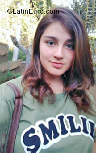 Date this hot Chile girl Javiera from Santiago CL183