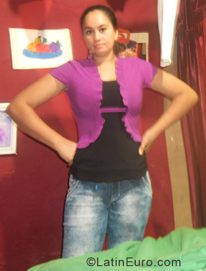 Date this funny Colombia girl Ster from Bogota CO28306