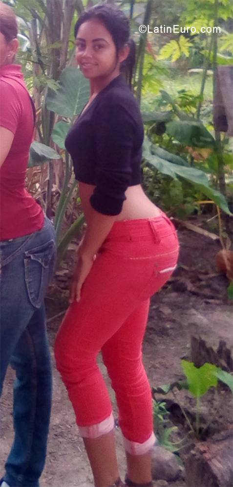 Date this lovely Venezuela girl Jennifer from Ciudad Bolivar VE3409
