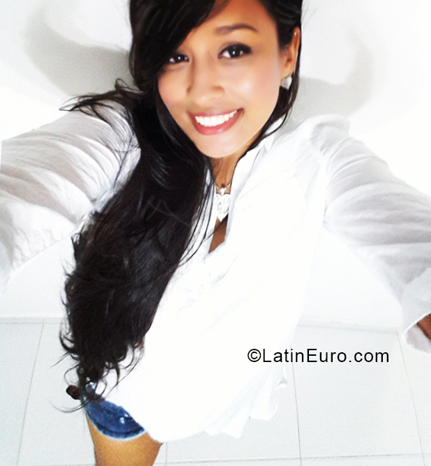 Date this cute Colombia girl Hilda from Barranquilla CO28313