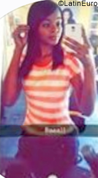 Date this delightful Dominican Republic girl Aydin from Santiago DO38676