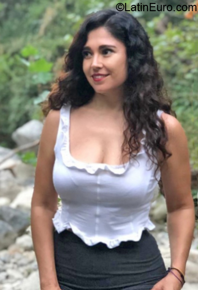 Date this tall Mexico girl Blanca from Monterrey MX2082
