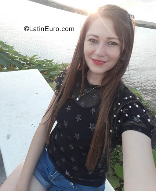 Date this athletic Nicaragua girl Key from Managua NI280