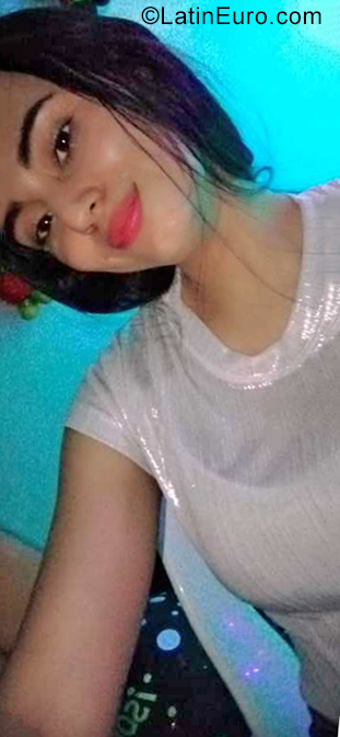 Date this hard body Colombia girl Katha from Bucaramanga CO29080