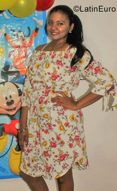 Date this fun Dominican Republic girl Gioconda from Santo Domingo DO39138