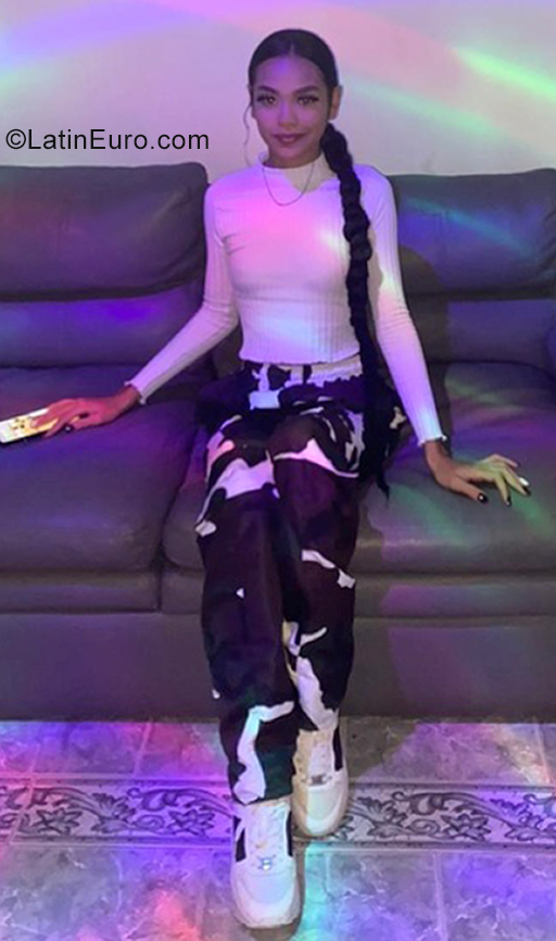 Date this funny Colombia girl Susana Martnez from Cartagena CO29301