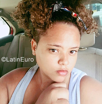Date this gorgeous Dominican Republic girl Micary from Santo Domingo DO39284