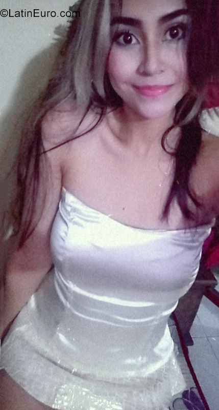 Date this cute Colombia girl Paola from Ibague CO29459