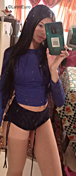 Date this foxy Venezuela girl Jenipher from Bolivar VE3740