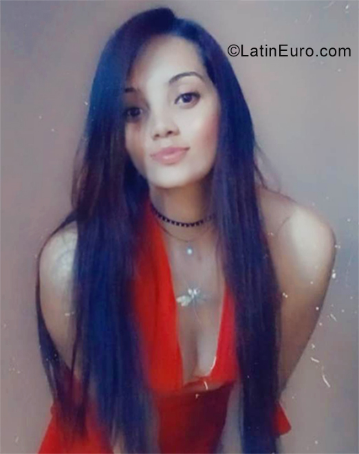 Date this tall Colombia girl Danna from Bogota CO29720