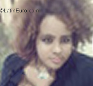 Date this attractive Dominican Republic girl Delaila from Santo Domingo DO39517