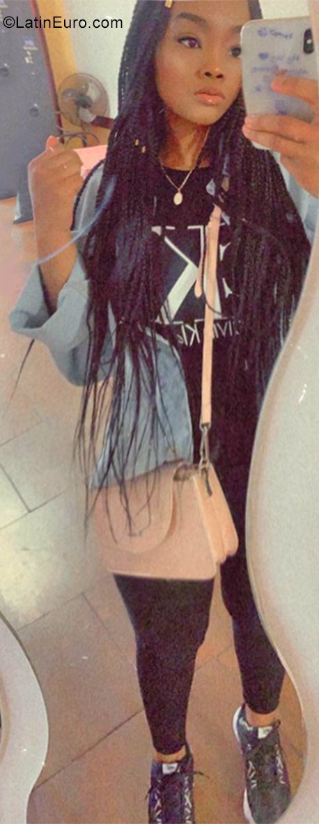 Date this charming Spain girl Queen kandy from Vitoria - Gasteiz ES613