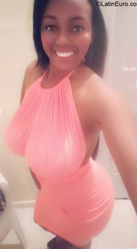 Date this cute Dominican Republic girl Elisa from Higuey DO40271