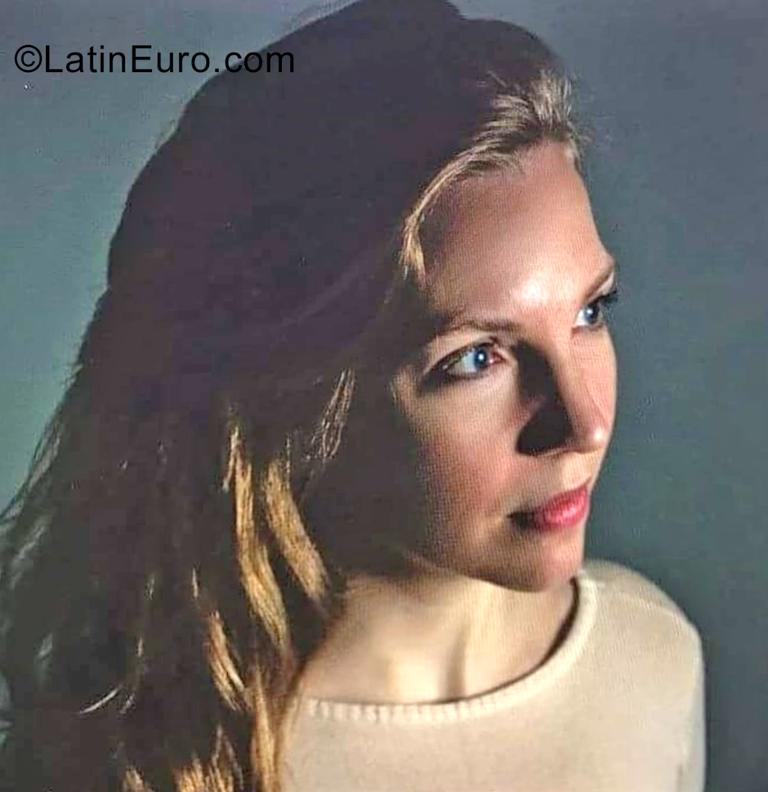 Date this foxy Argentina girl Katarina from Buenos Aires AR721