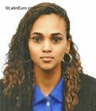 Date this foxy Dominican Republic girl Danna from Santo Domingo DO39652