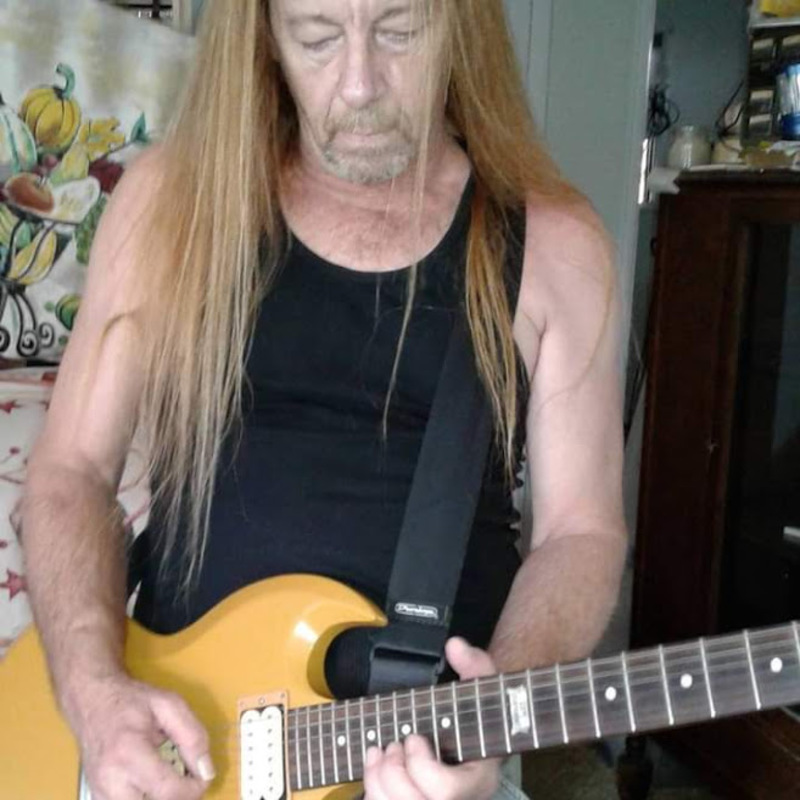 Date this passionate United States man Frenchdoc from Fullerton US21258