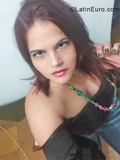 Date this sultry Colombia girl Blanca from Medellin CO30149