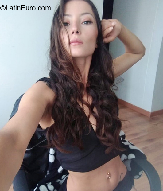 Date this lovely Colombia girl Juana from Bogota CO30289