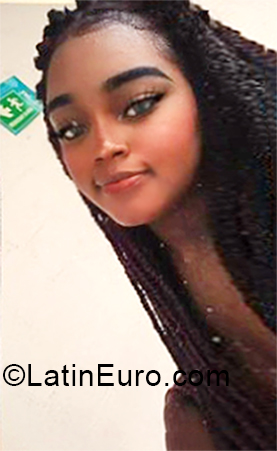 Date this voluptuous Colombia girl Karol from Cali CO30308