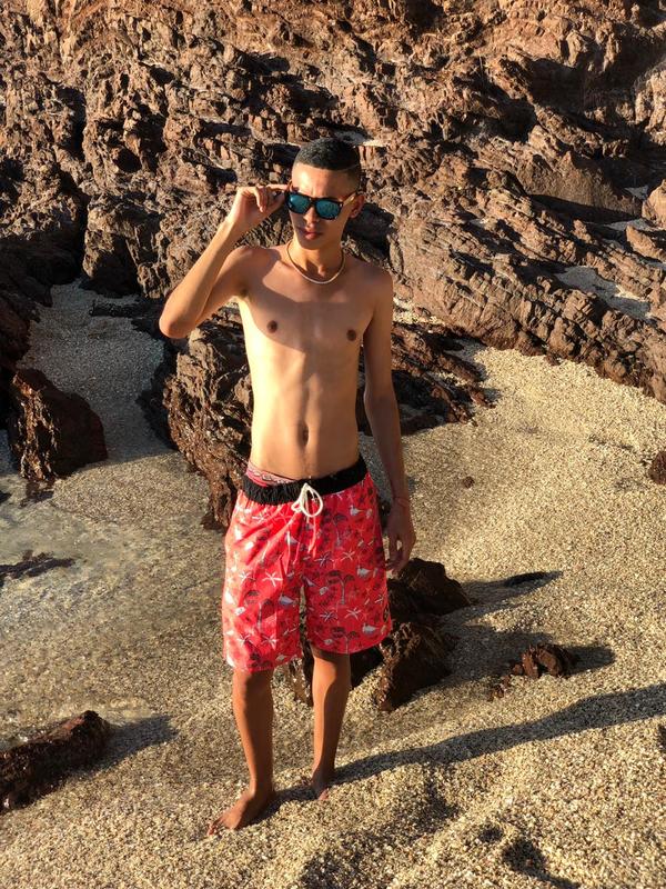 Date this beautiful Costa Rica man Eduardo from Lim&oacute;n CR462