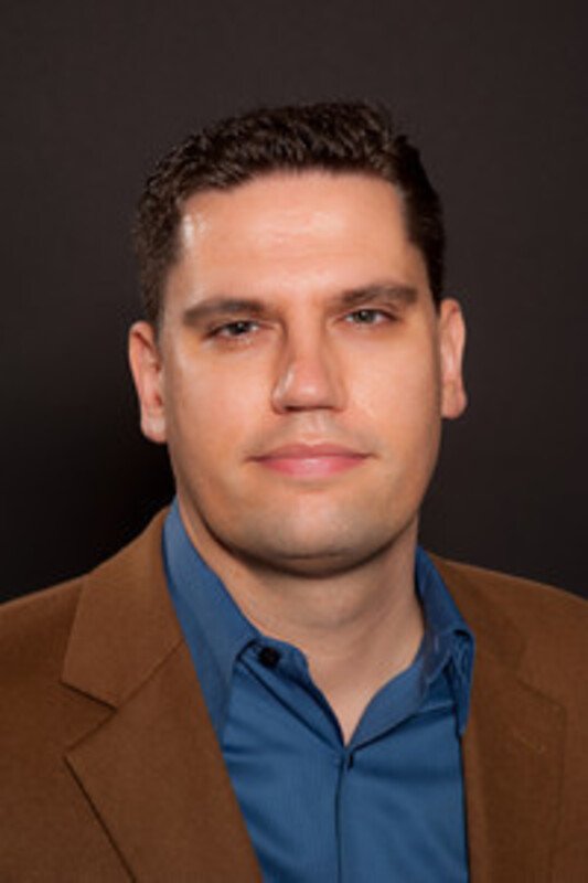 Date this young United States man Paul from The Woodlands US21348