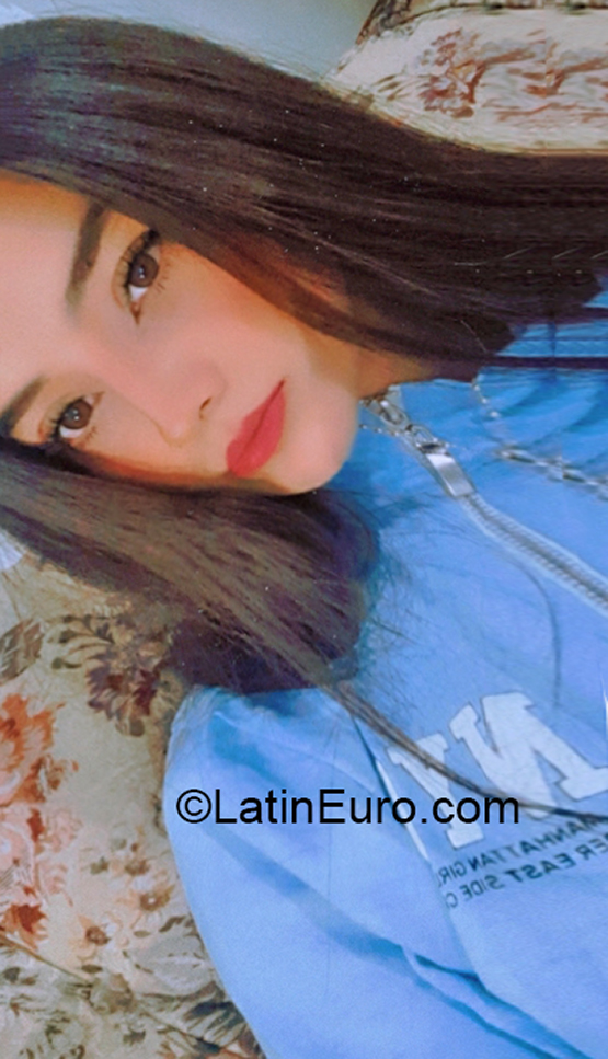Date this passionate Mexico girl Sharon from Mexico City MX2443