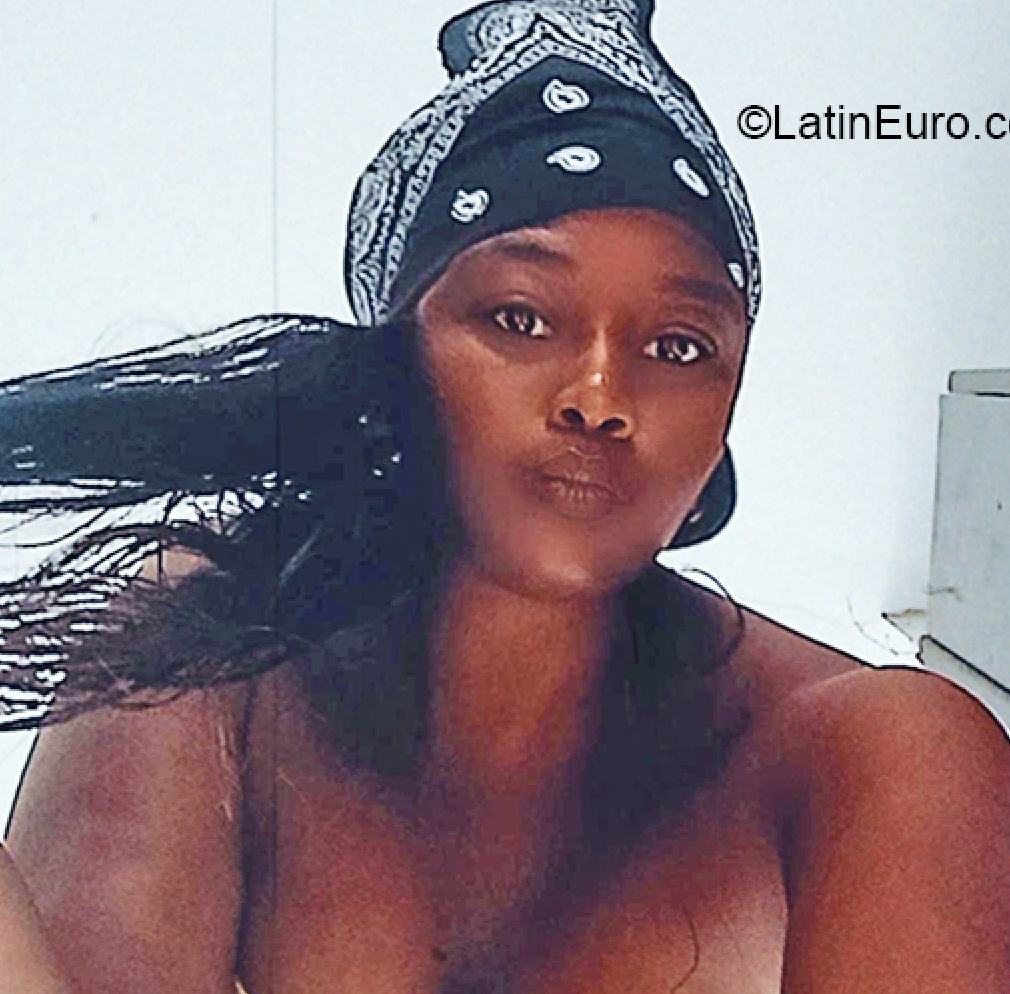 Date this cute Colombia girl Maria from Cali CO30525