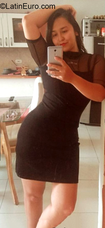 Date this exotic Colombia girl Nina from Medellin CO30534