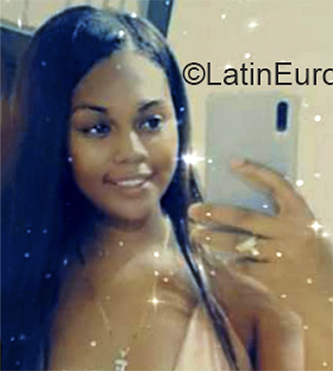 Date this funny Colombia girl Coralain from Buenaventura CO30568