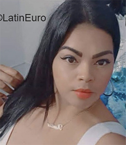 Date this funny Venezuela girl Ivett from Caracas VE4011