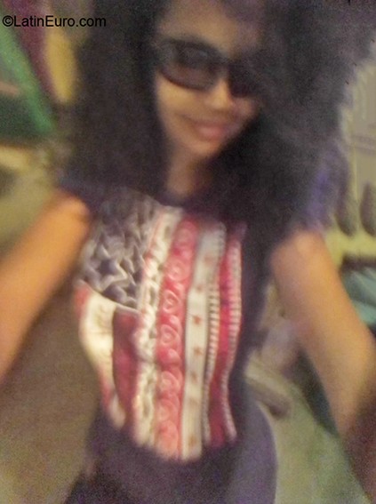 Date this gorgeous Dominican Republic girl Karina from La Romana DO40087