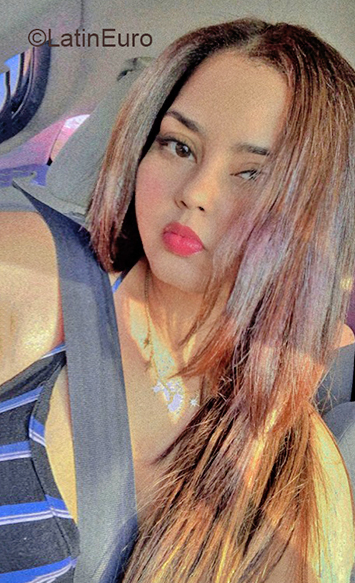 Date this young Dominican Republic girl Lia from Santo Domingo DO40139