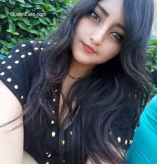 Date this stunning Ecuador girl Carolina from Machala EC856