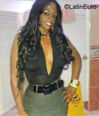 Date this voluptuous Colombia girl Marysela from Cali CO31030
