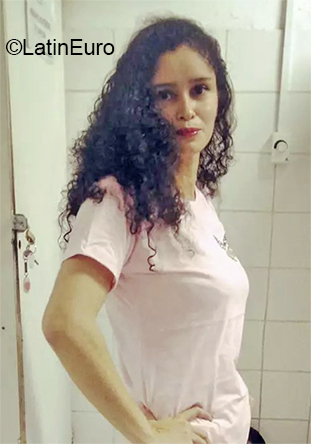 Date this cute Brazil girl Debora from Manaus BR11539