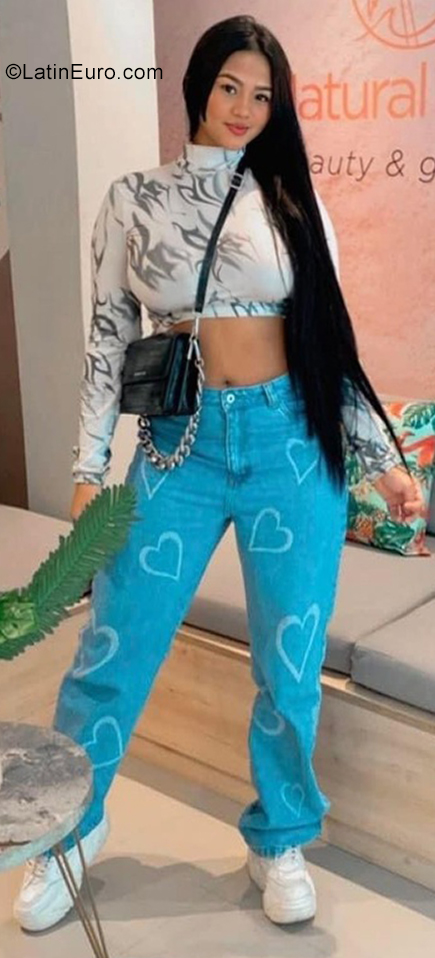 Date this pretty Colombia girl Shanel from Barranquilla CO31101