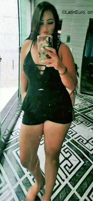 Date this stunning Brazil girl Karla from Sergipe BR11580