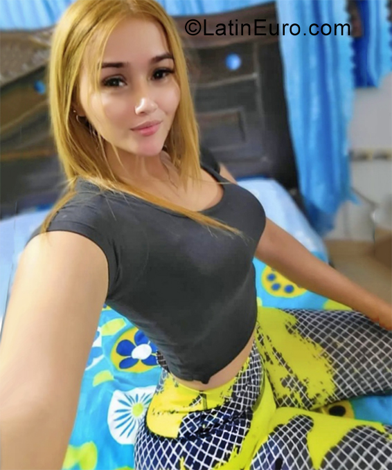 Date this sensual Ecuador girl Marygaby from Guayaquil EC887