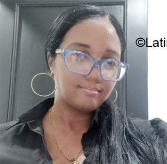 Date this sultry Dominican Republic girl Paola from Santo Domingo DO40503