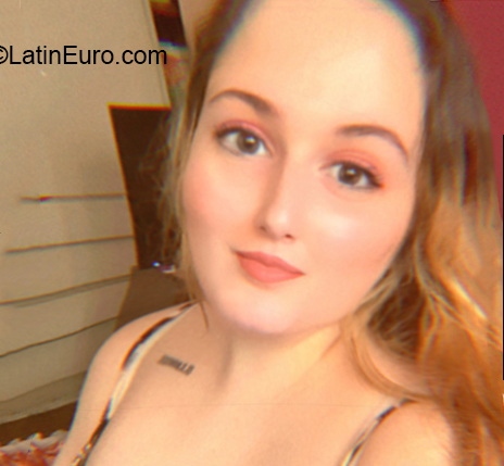 Date this hard body Uruguay girl Valentina from Montevideo UY87