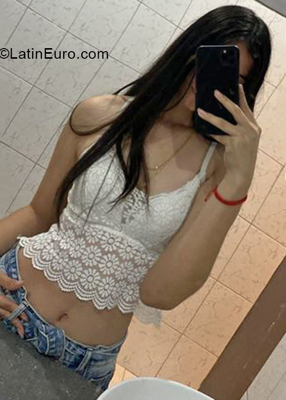 Date this attractive Peru girl Susan from Lima PE1976