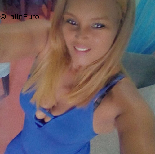 Date this tall Dominican Republic girl Yahaira from Santiago DO40668